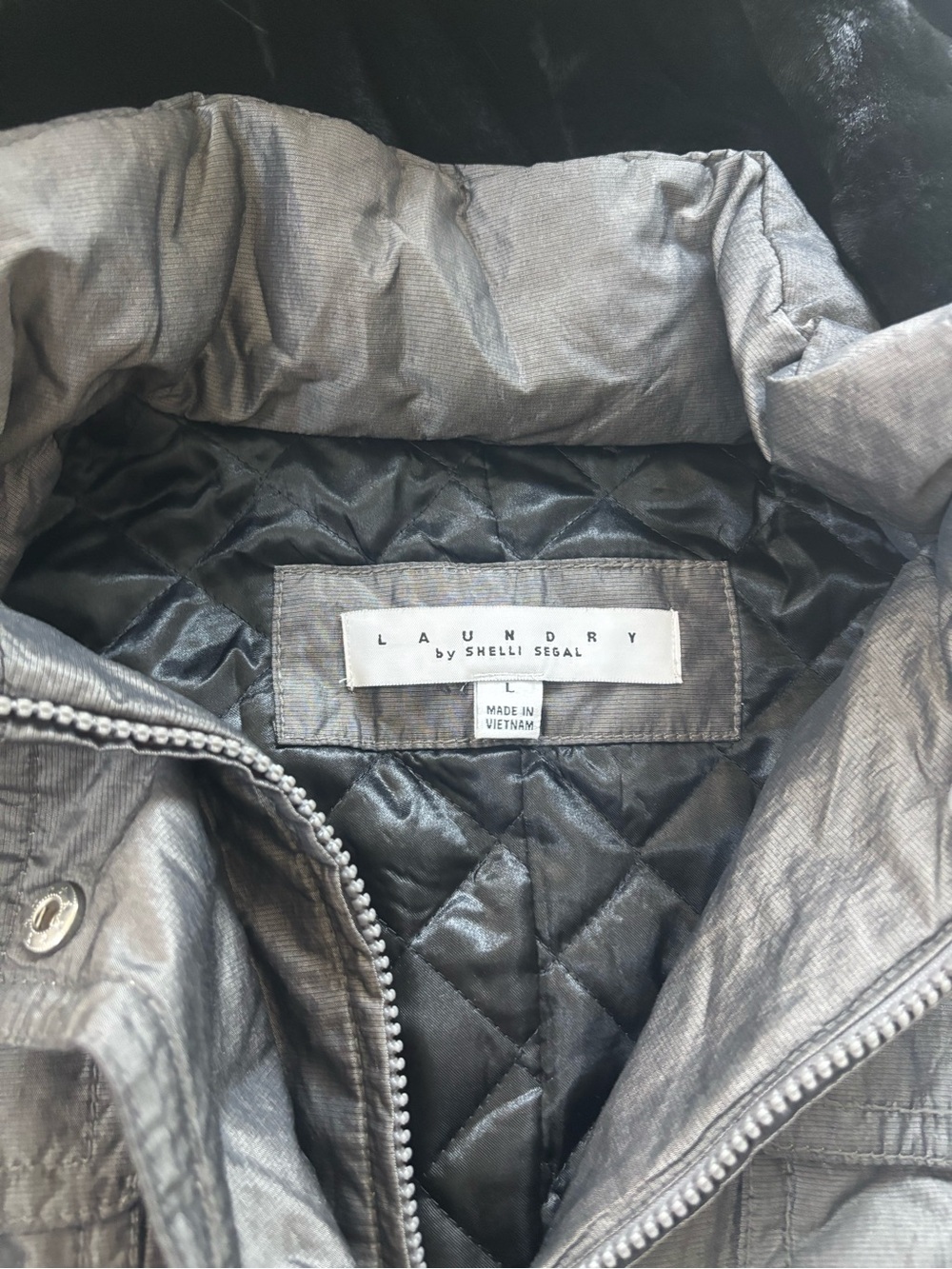 Laundry by Shelli Segal Metallic Gray Quilted Jacket
